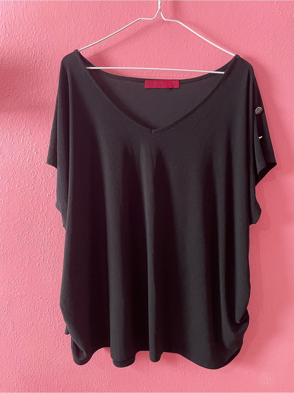 Love Scarlett Black V-Neck Short Sleeve Dolman Top